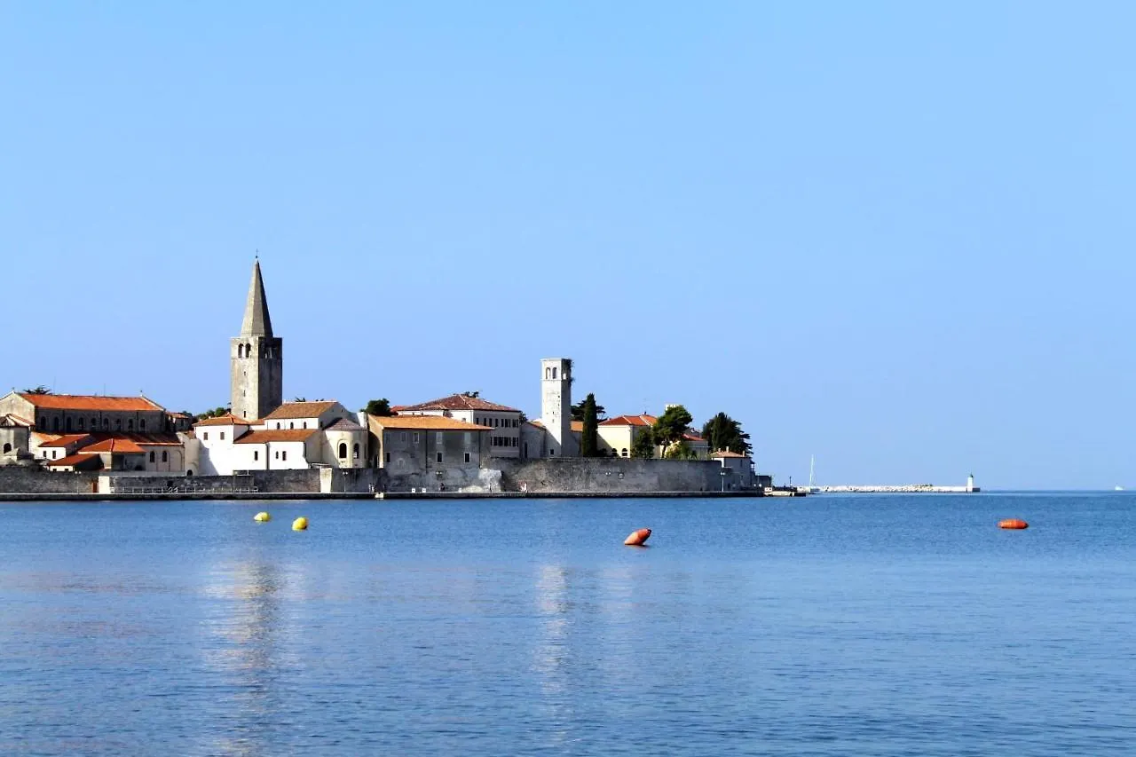 Apartments With A Parking Space Porec - 2285