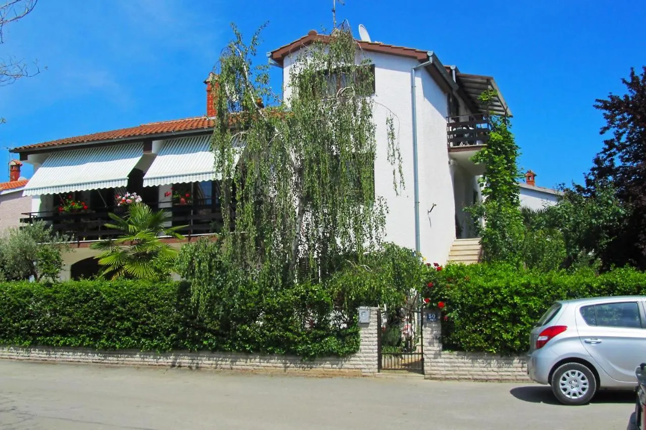 Apartments With A Parking Space Porec - 2285