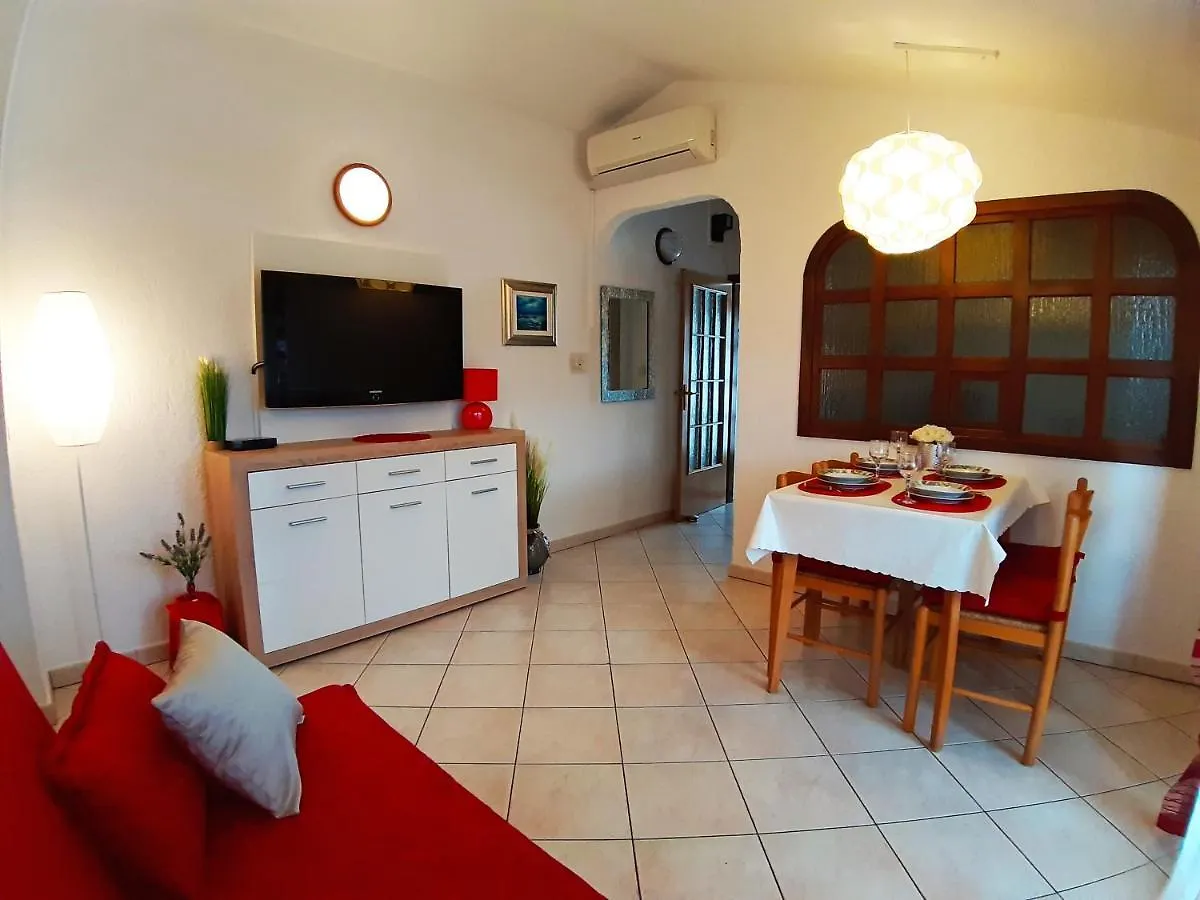 Apartments With A Parking Space Porec - 2285